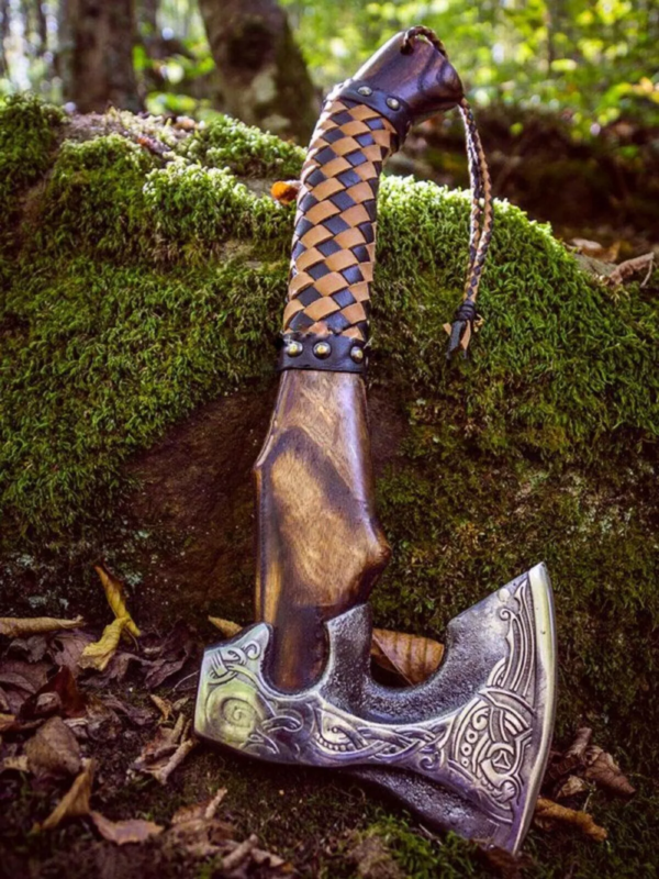 Custom Damascus Pattern Axe