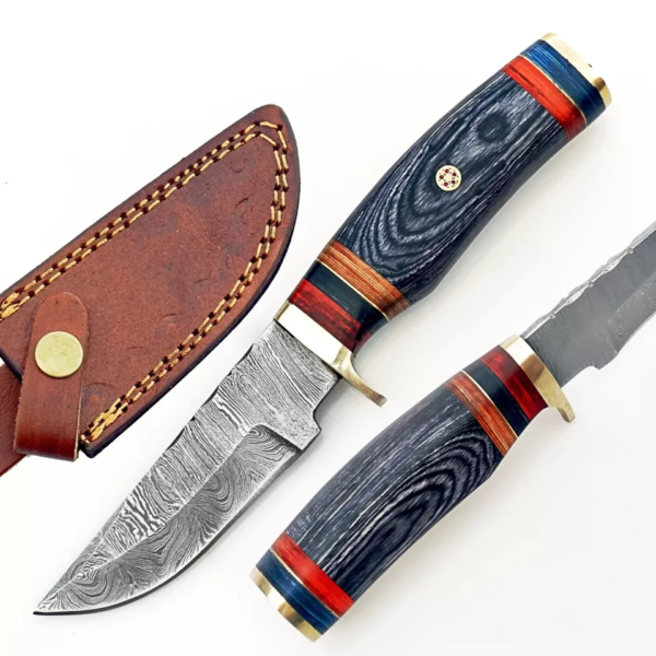 Handcrafted Damascus Steel Knife