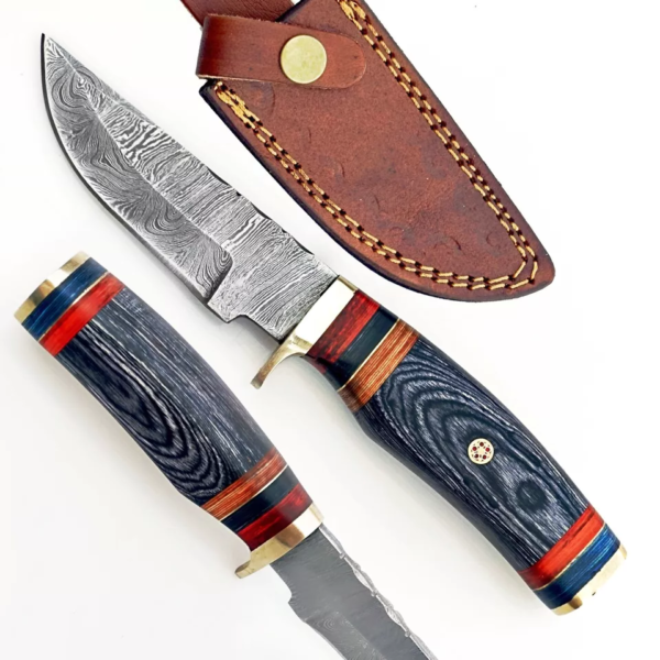 Handcrafted Damascus Steel Knife